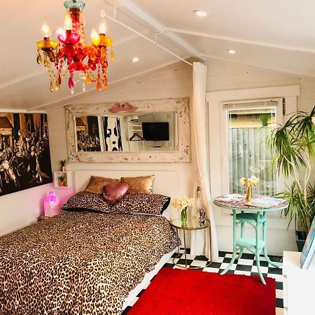 Ibiza Casa Hotel Уитстейбъл Екстериор снимка